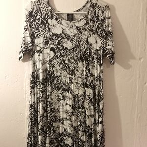 short sleeve dress